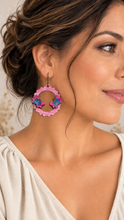 Cargar imagen en el visor de la galería, Model wearing Mariposa Serena lightweight layered butterfly wooden earrings with a soft warm ivory oatmeal top
